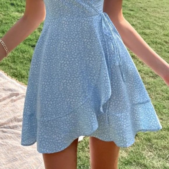 Sky Blue and White print, wrap dress with bell sleeves - Picture 2 of 4